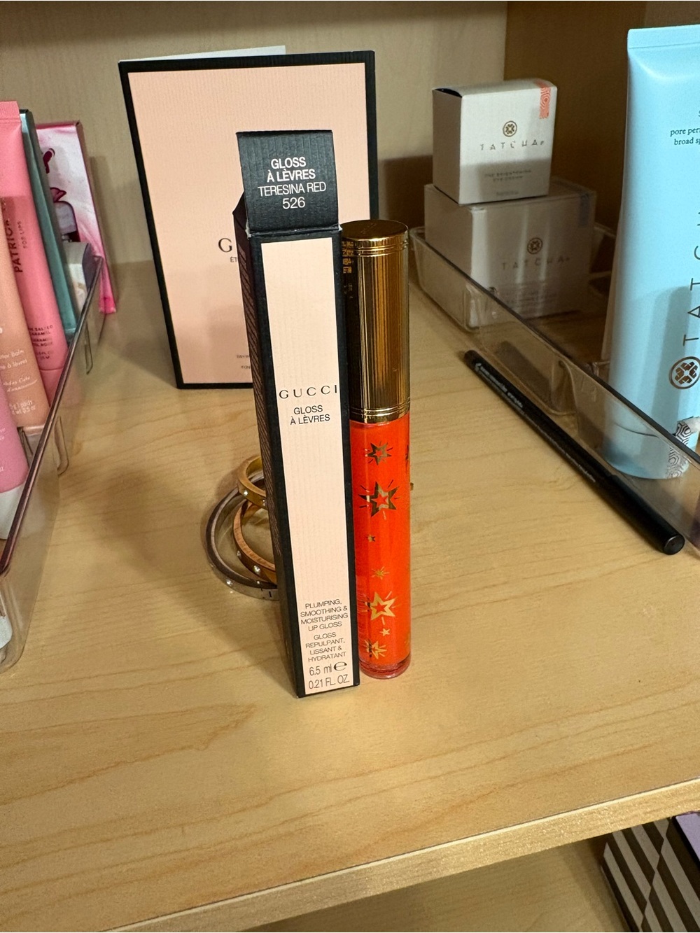 Gucci Gloss à Lèvres Lip Gloss — sheer red plumper.